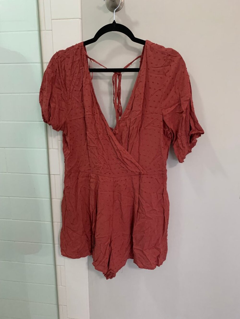 TRIXXI Crepe Red Polka Dot Romper Jumper Women’s Ruffle Trim Short Sleeve Large